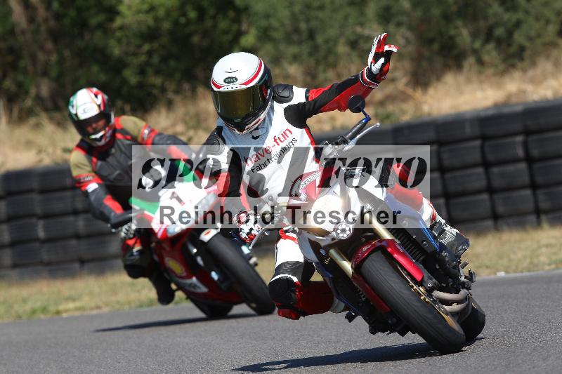 Archiv-2022/50 09.08.2022 MSS und TÖFF Track Day ADR/Gruppe blau/team